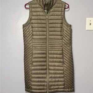 Duluth Trading Co Olive Puffer Vest